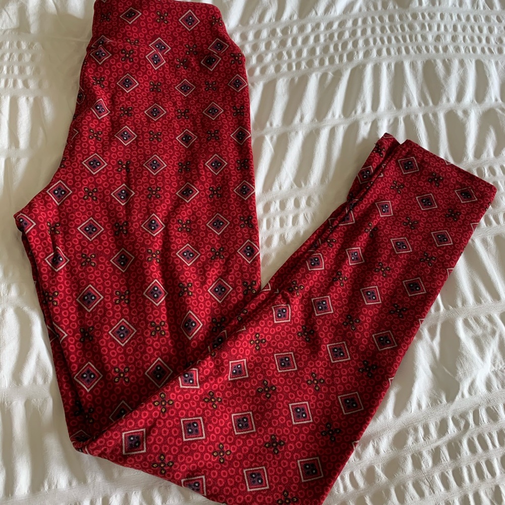 LulaRoe Tween red leggings NWOT